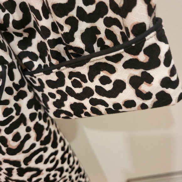 Abbie Max B & W  3/4 Length Leopard Print Cotton Jacket MED - Picture 7 of 8